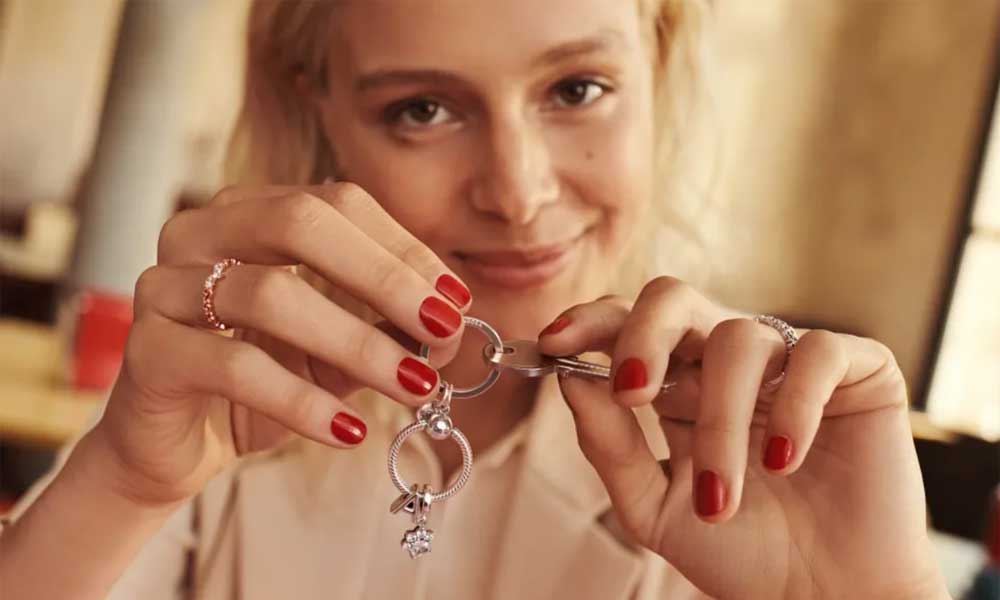 pandora nuovi porta charms