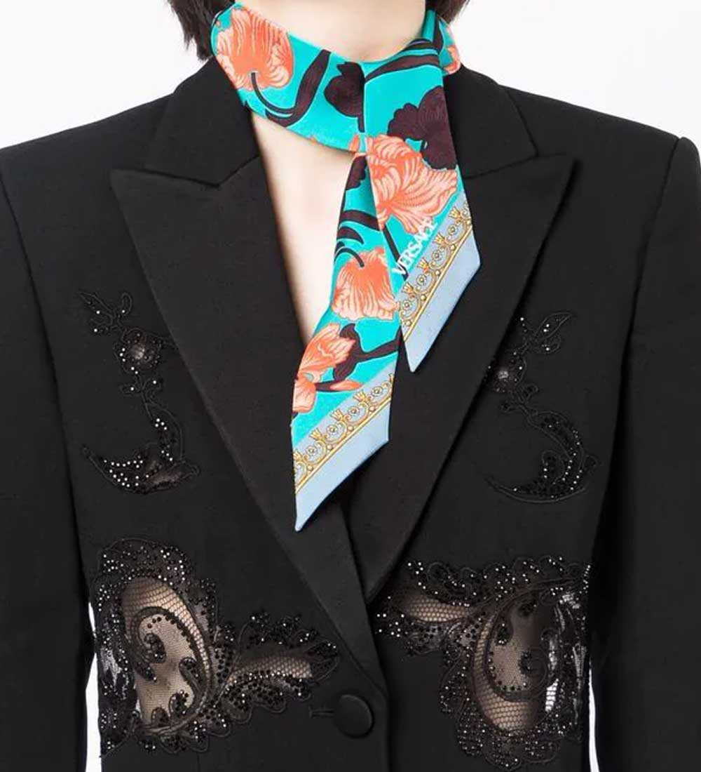 Foulard Versace a fiori Foulard Versace a fiori