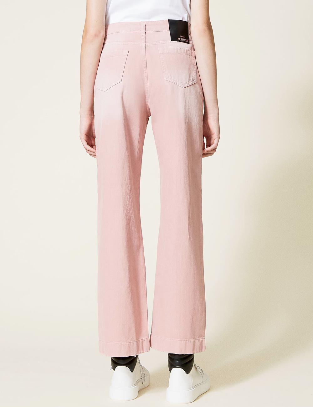 Pantaloni rosa autunno