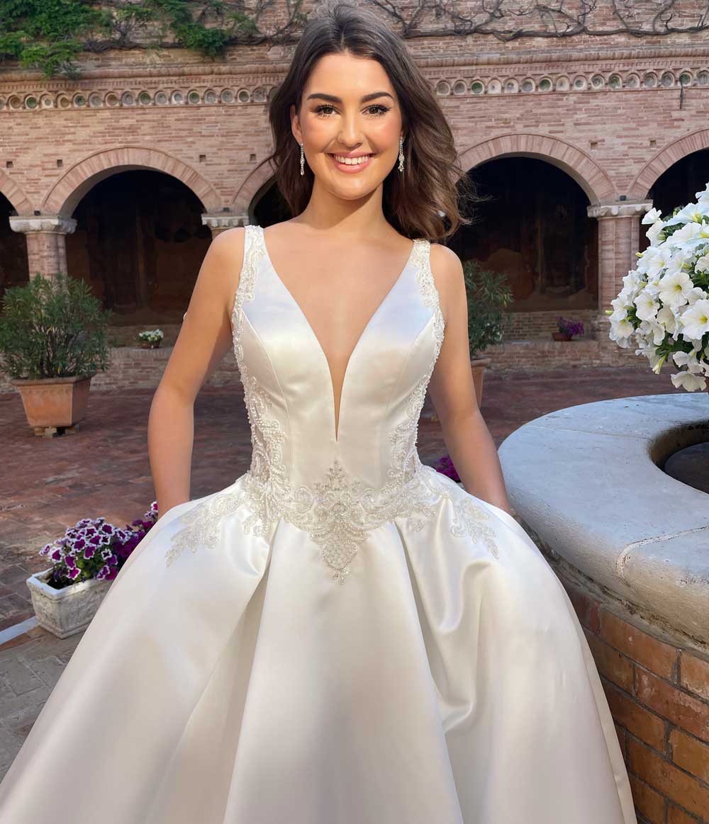 Abiti da sposa Delsa 2023 nuova collezione