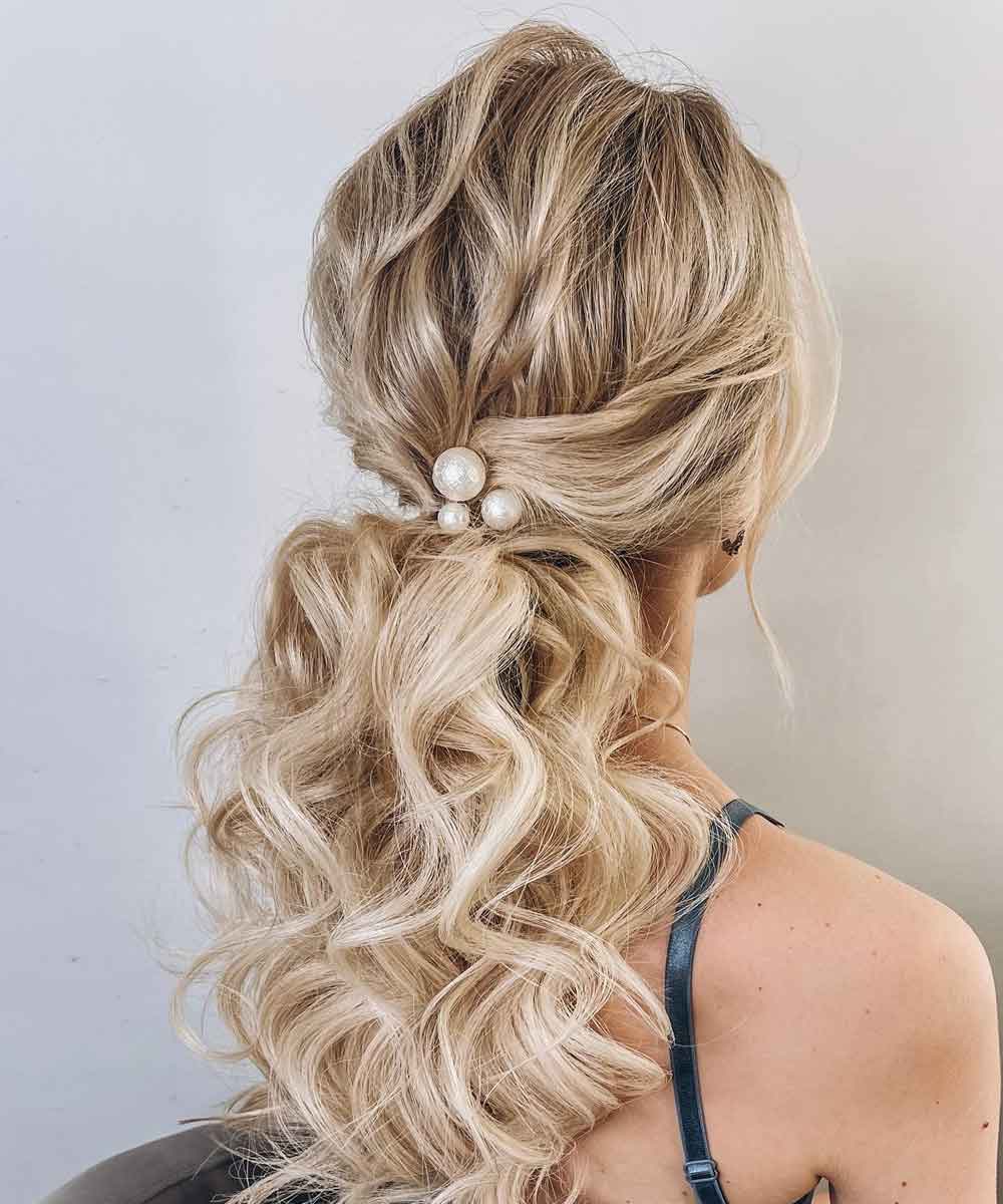 Acconciature semiraccolto capelli ricci Acconciature semiraccolto capelli ricci