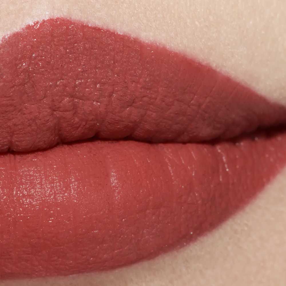 Swatches rossetto color rame Chanel