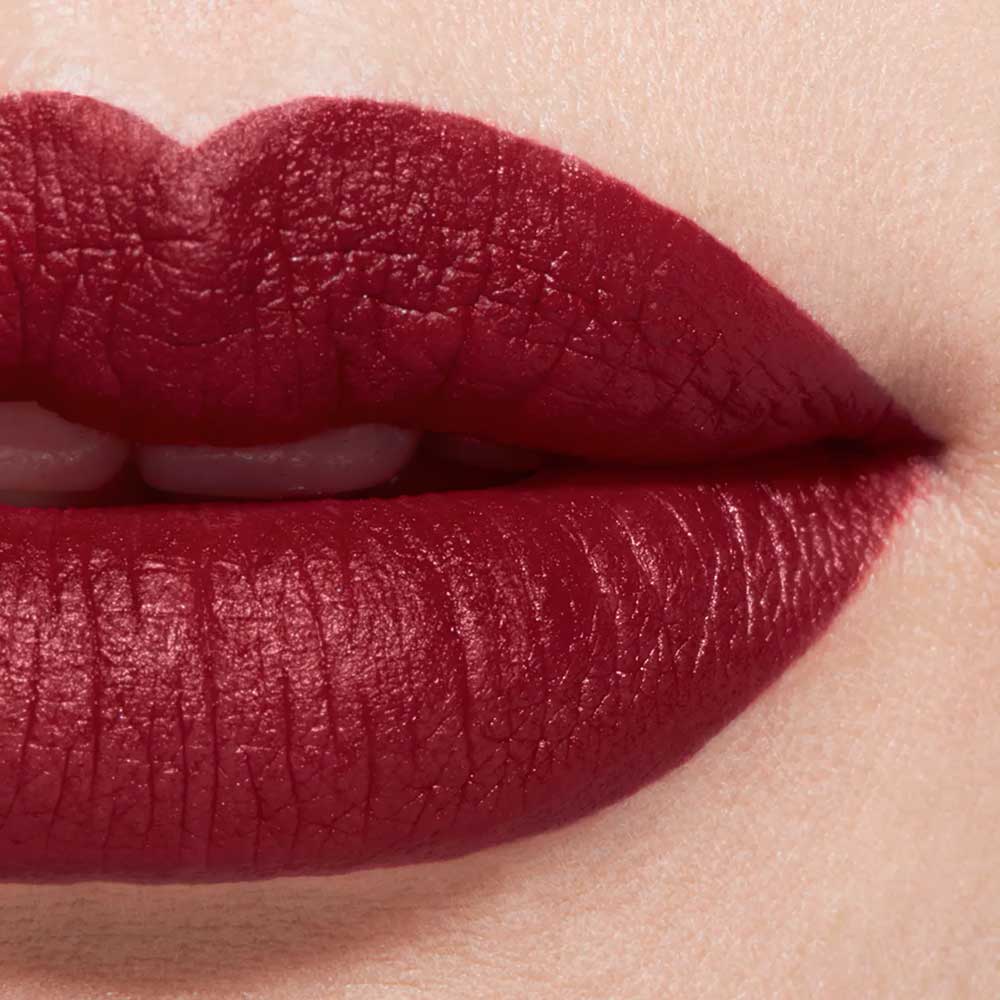 Swatches rossetto Chanel rosso scuro