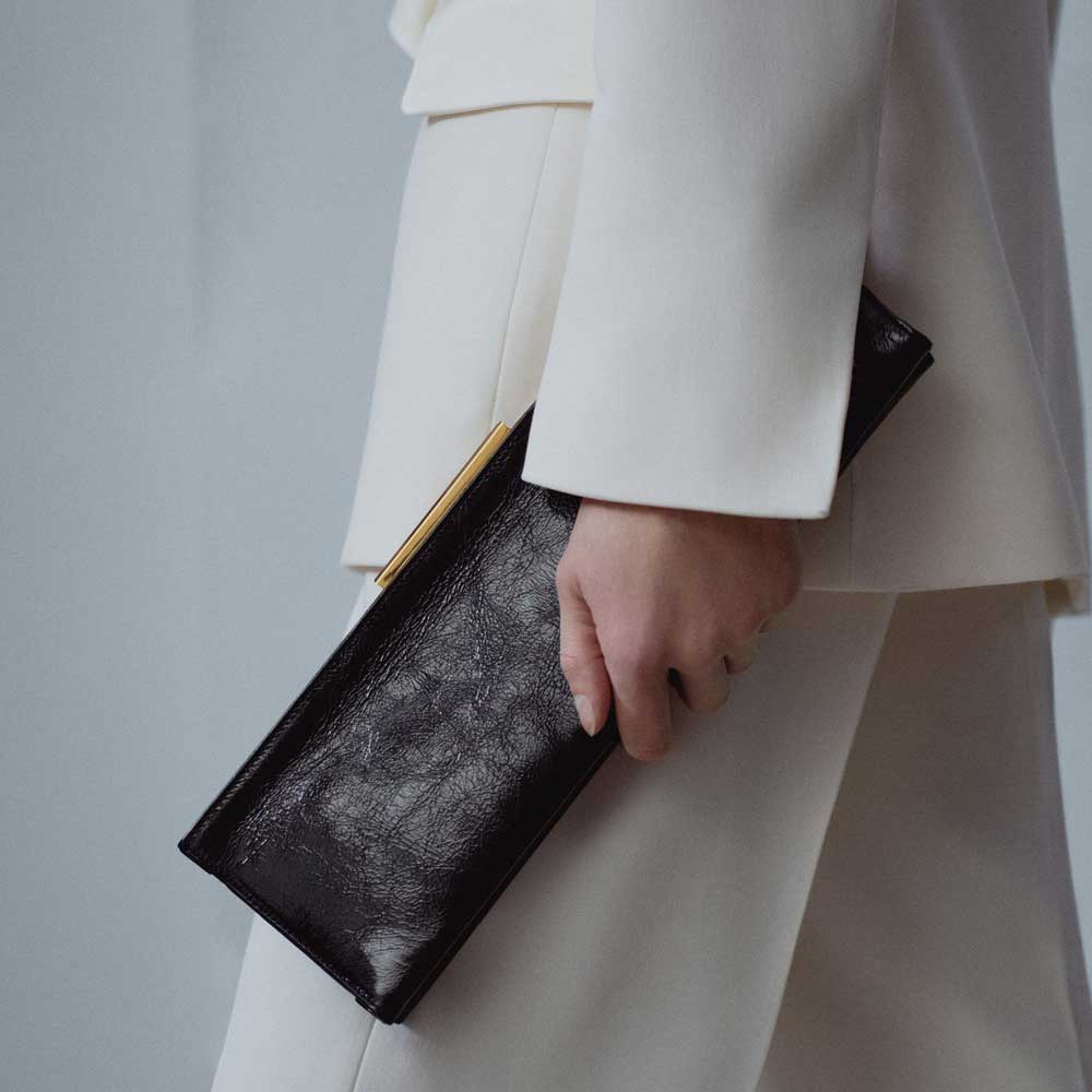 clutch nera in pelle clutch nera in pelle