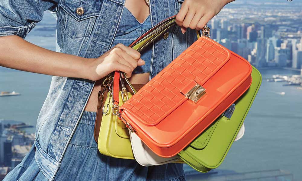 Uomo Michael Kors Borsa per il weekend Bedford Legacy extra-large con logo  Blu Ammiraglio/Blu Pallido | Borsoni e valigeria – Andrea Agresti