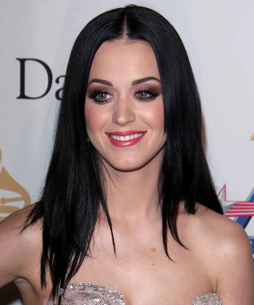 Katy Perry capelli lisci