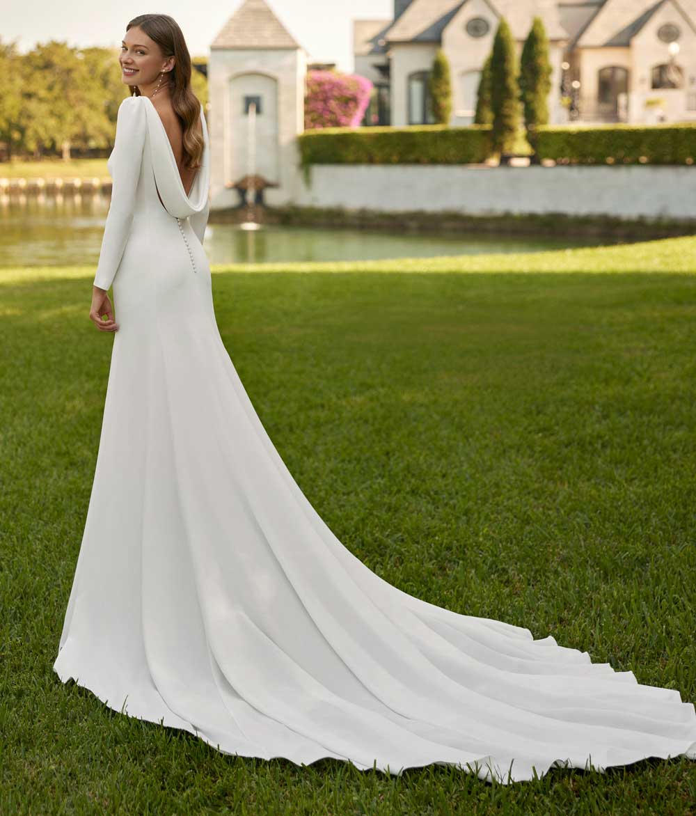 vestito sposa con maniche lunghe