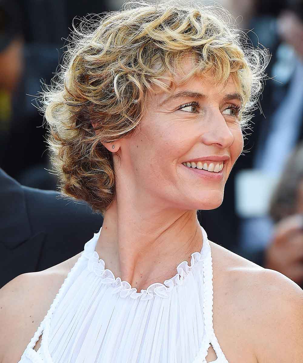 Cecile De France look capelli Cannes 2021