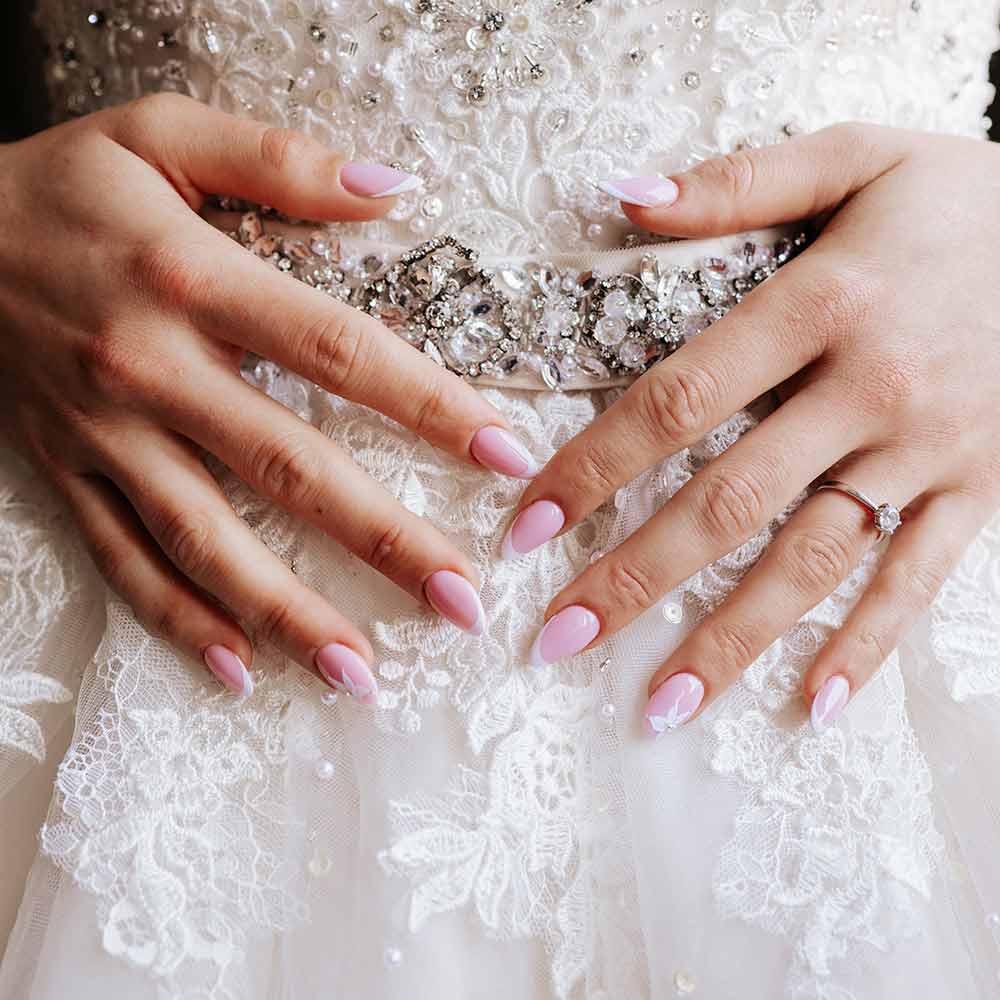 Quanto costa manicure sposa