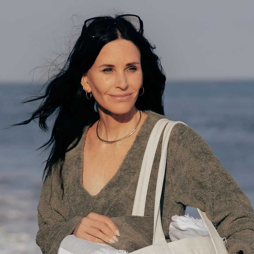 Courtney Cox Homecourt Courtney Cox Homecourt