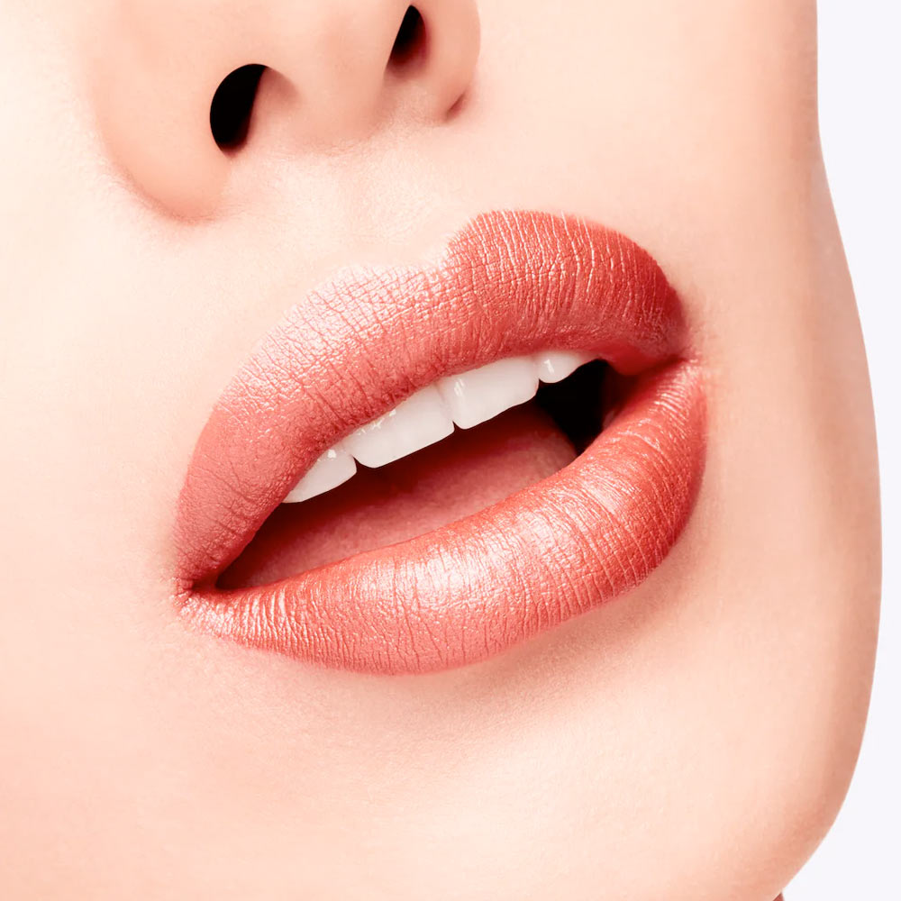 Trucco labbra MAC rossetto bronzo