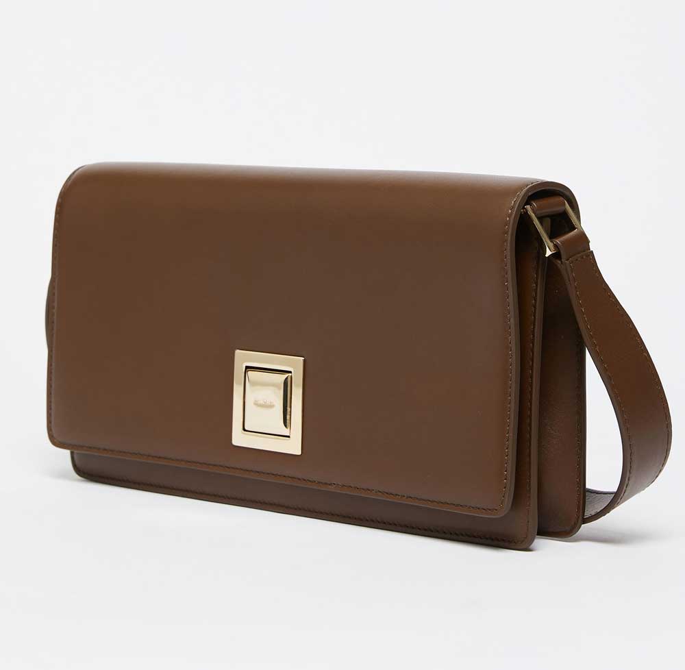 Clutch in pelle Clutch in pelle