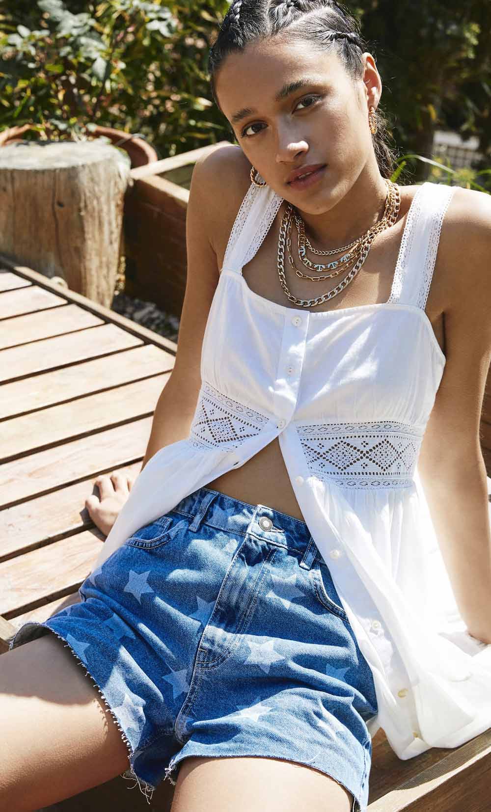 Shorts con stelle Stradivarius Shorts con stelle Stradivarius