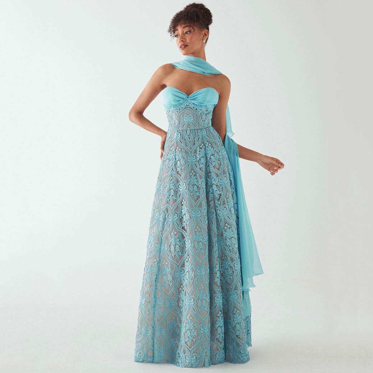 10 piu belli Abiti da cerimonia lunghi in pizzo 2024