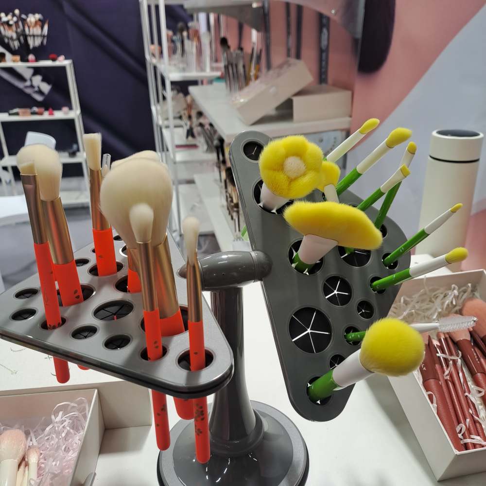 Cosmoprof 2023 pennelli make up 