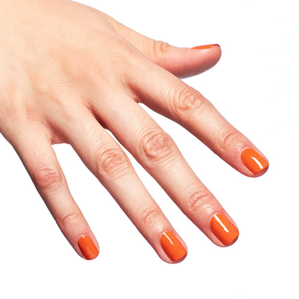 Manicure smalto arancione OPI