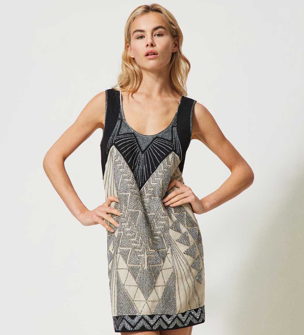 Twin Set Limited Edition Modern Couture Twin Set Limited Edition Modern Couture
