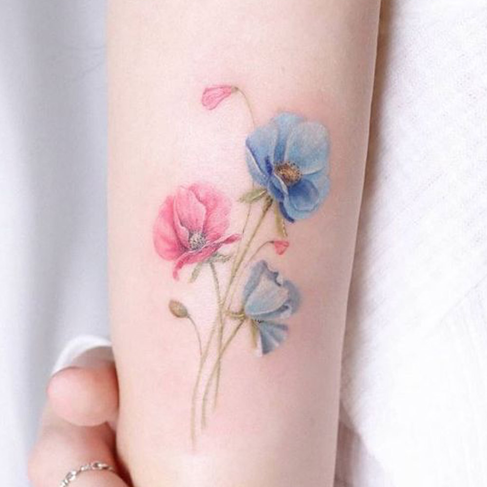 Tatuaggi fiori colorati