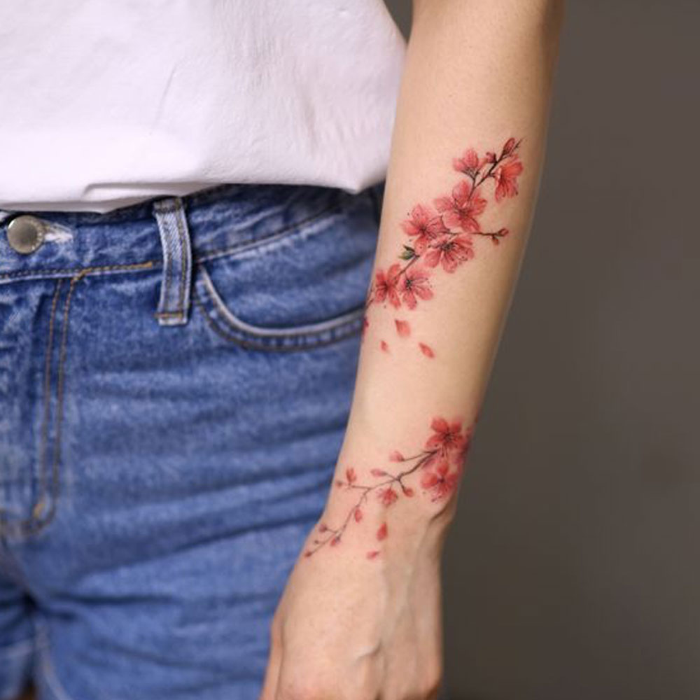 Tatuaggi fiori di ciliegio