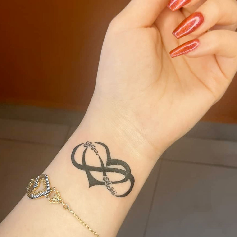 Tattoo infinito e cuore