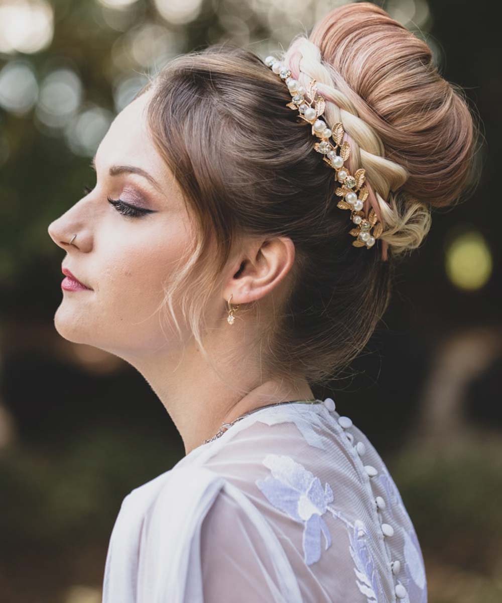 Chignon alto treccia sposa Chignon alto treccia sposa