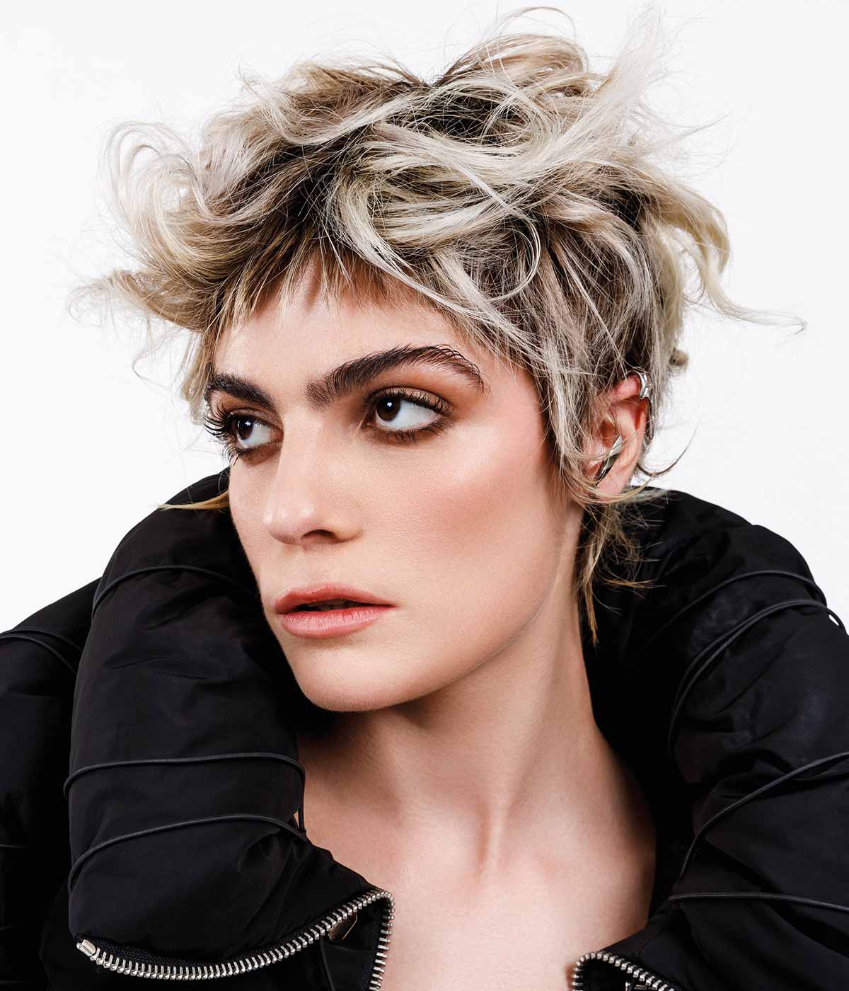 Capelli mossi tagli corti frangia Capelli mossi tagli corti frangia