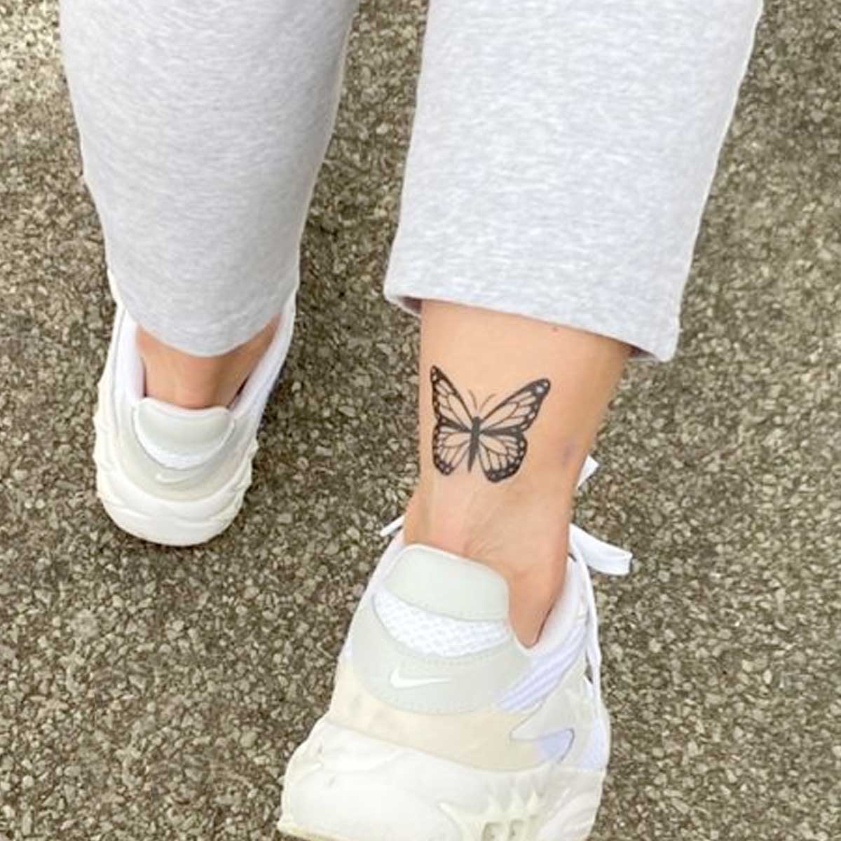 Tatuaggi farfalla caviglia e piede Tatuaggi farfalla caviglia e piede