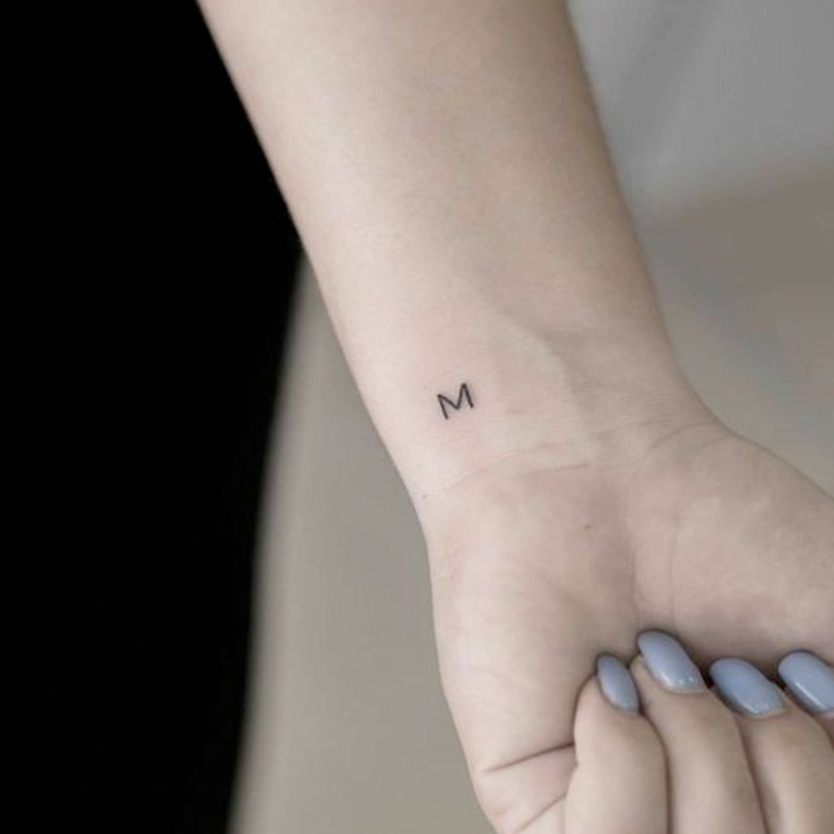 Tatuaggio lettere piccole