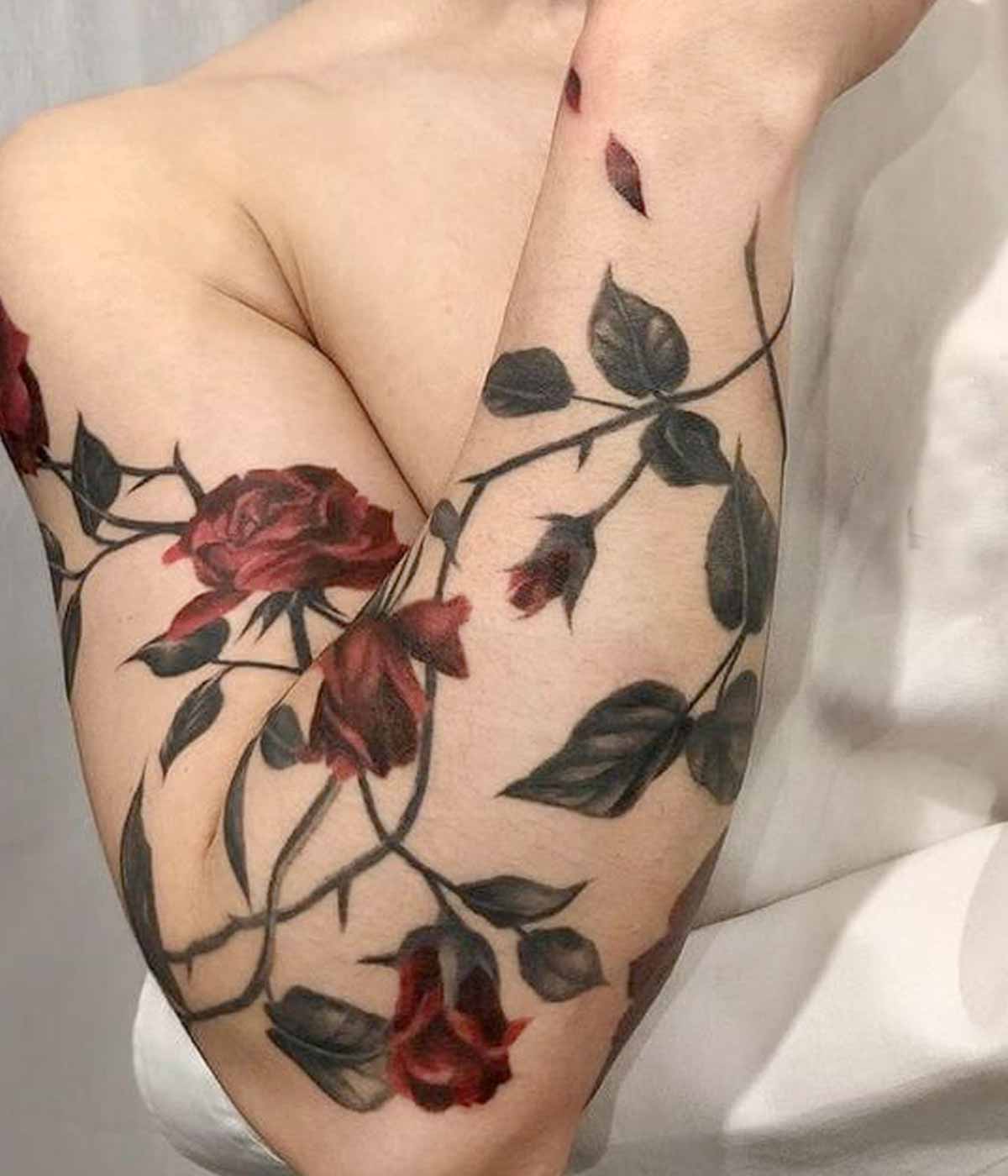 Tatuaggi braccio intero