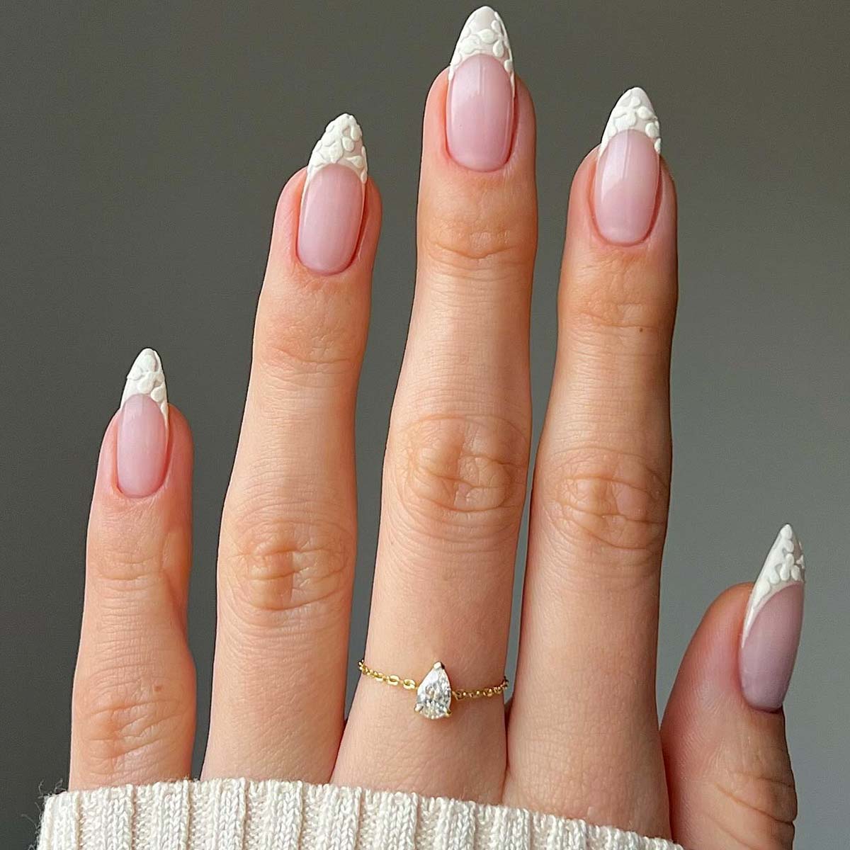 French manicure bianca natale
